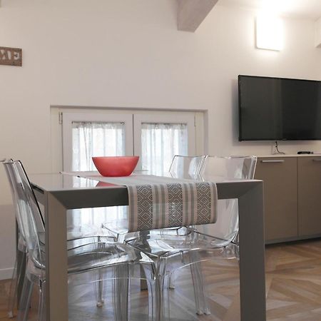 Apartament Luminoso Bilocale Zona Tibaldi Bocconi Mediolan Zewnętrze zdjęcie