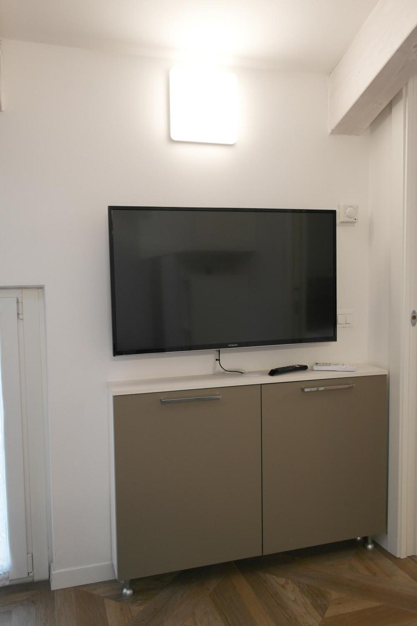 Apartament Luminoso Bilocale Zona Tibaldi Bocconi Mediolan Zewnętrze zdjęcie
