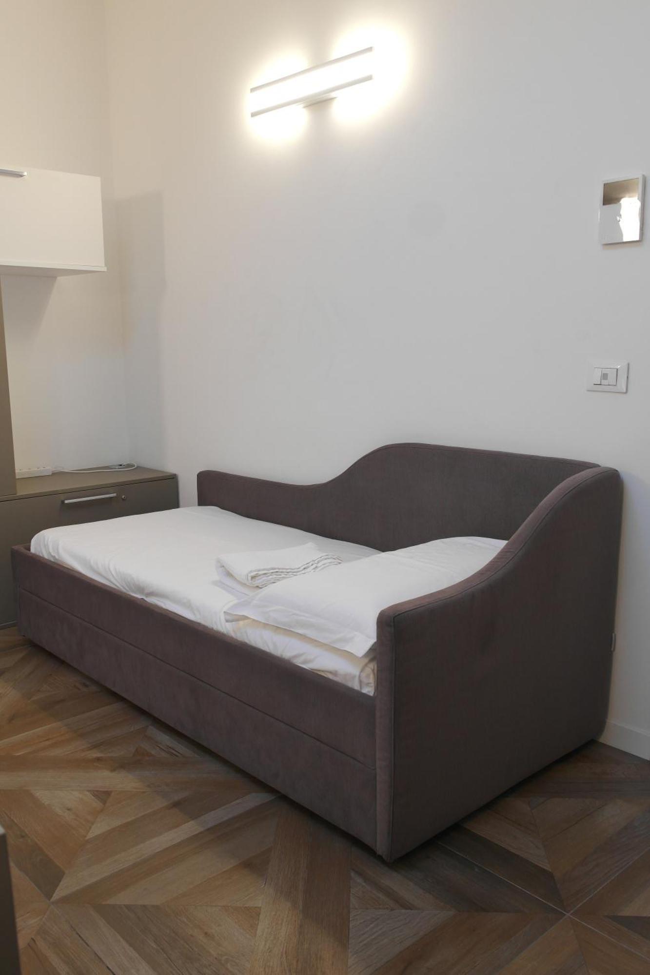 Apartament Luminoso Bilocale Zona Tibaldi Bocconi Mediolan Zewnętrze zdjęcie